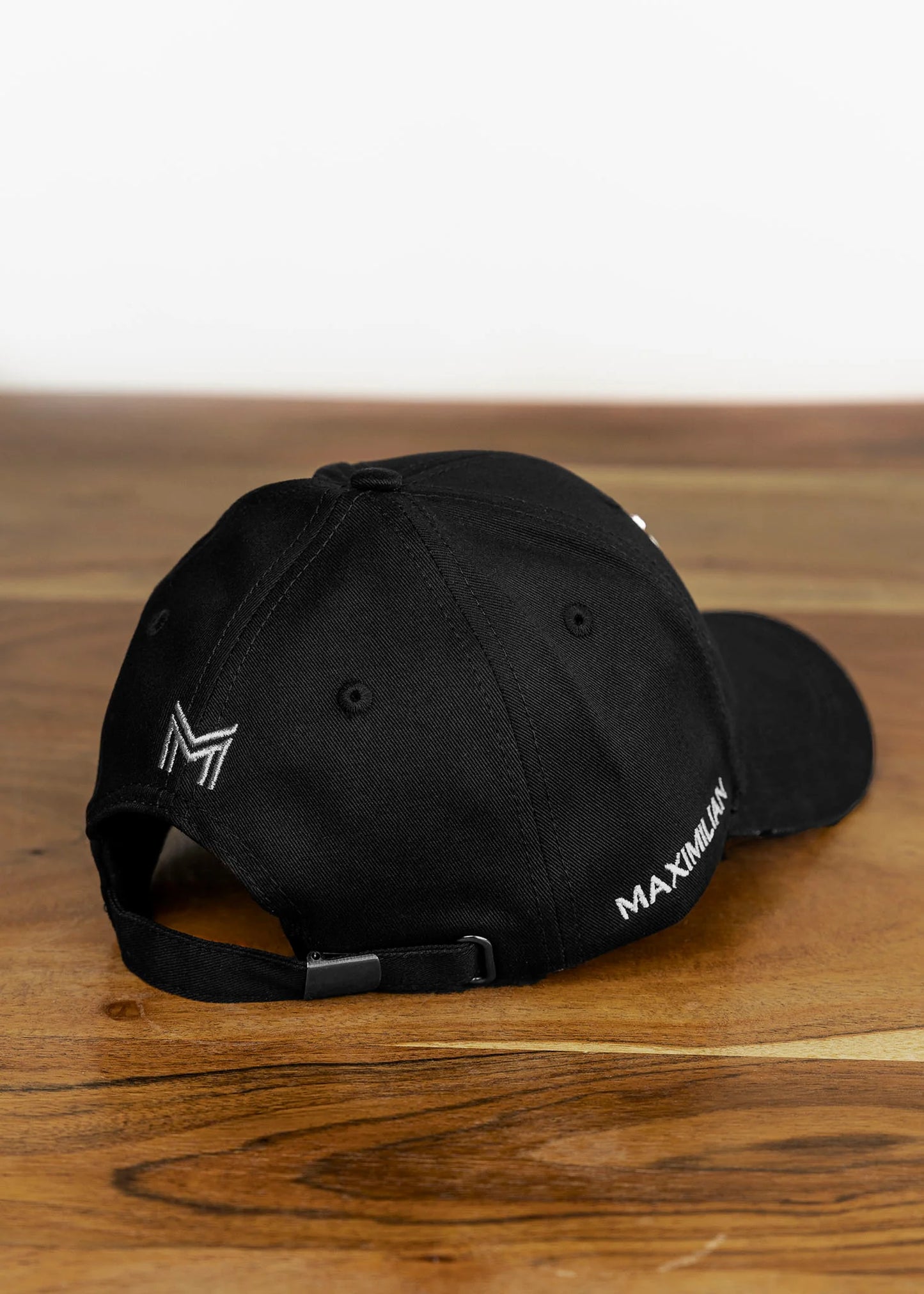 Gorra (Black/Silver)