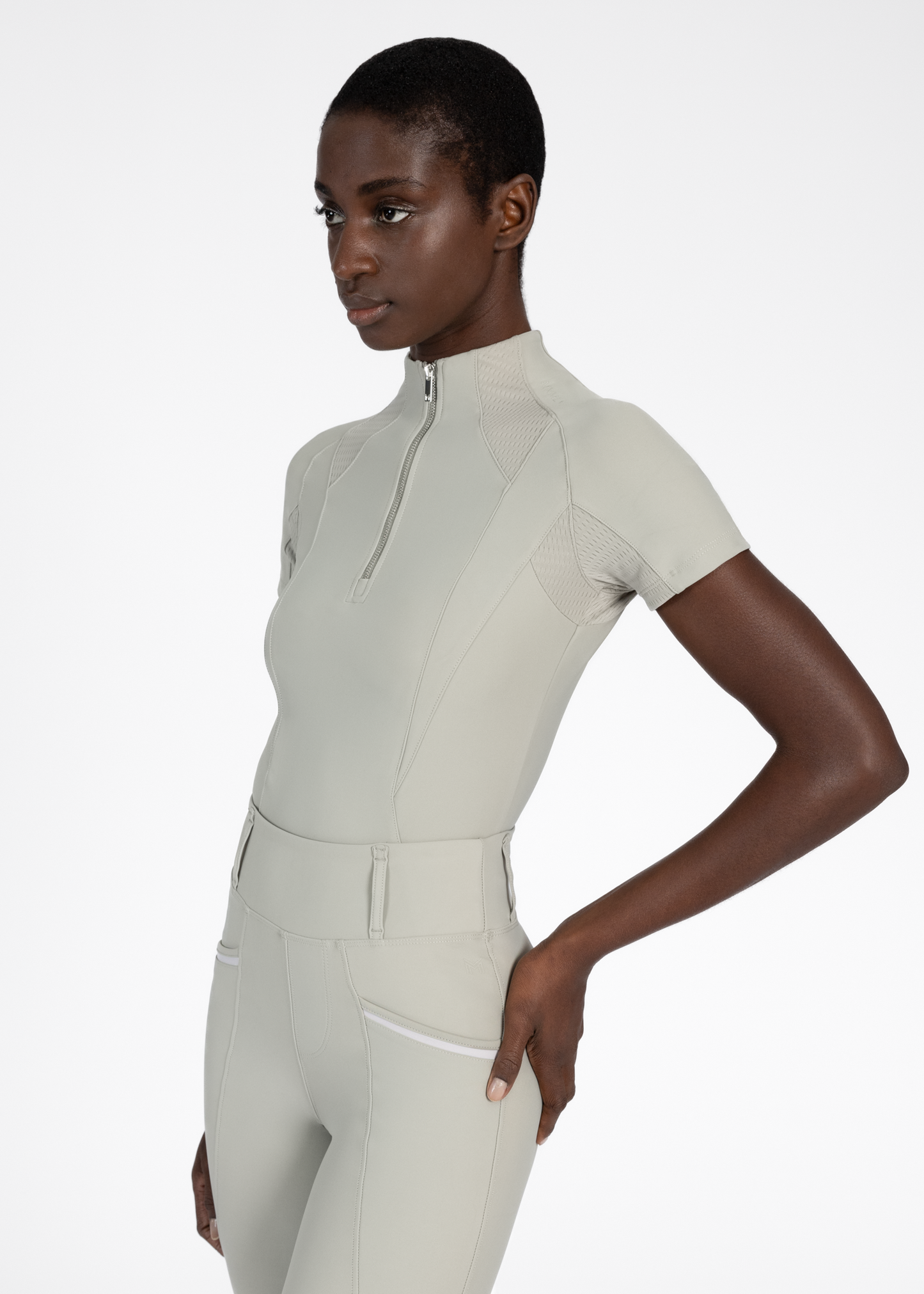 Base Layer Frame Manga Corta Maximilian Laurel