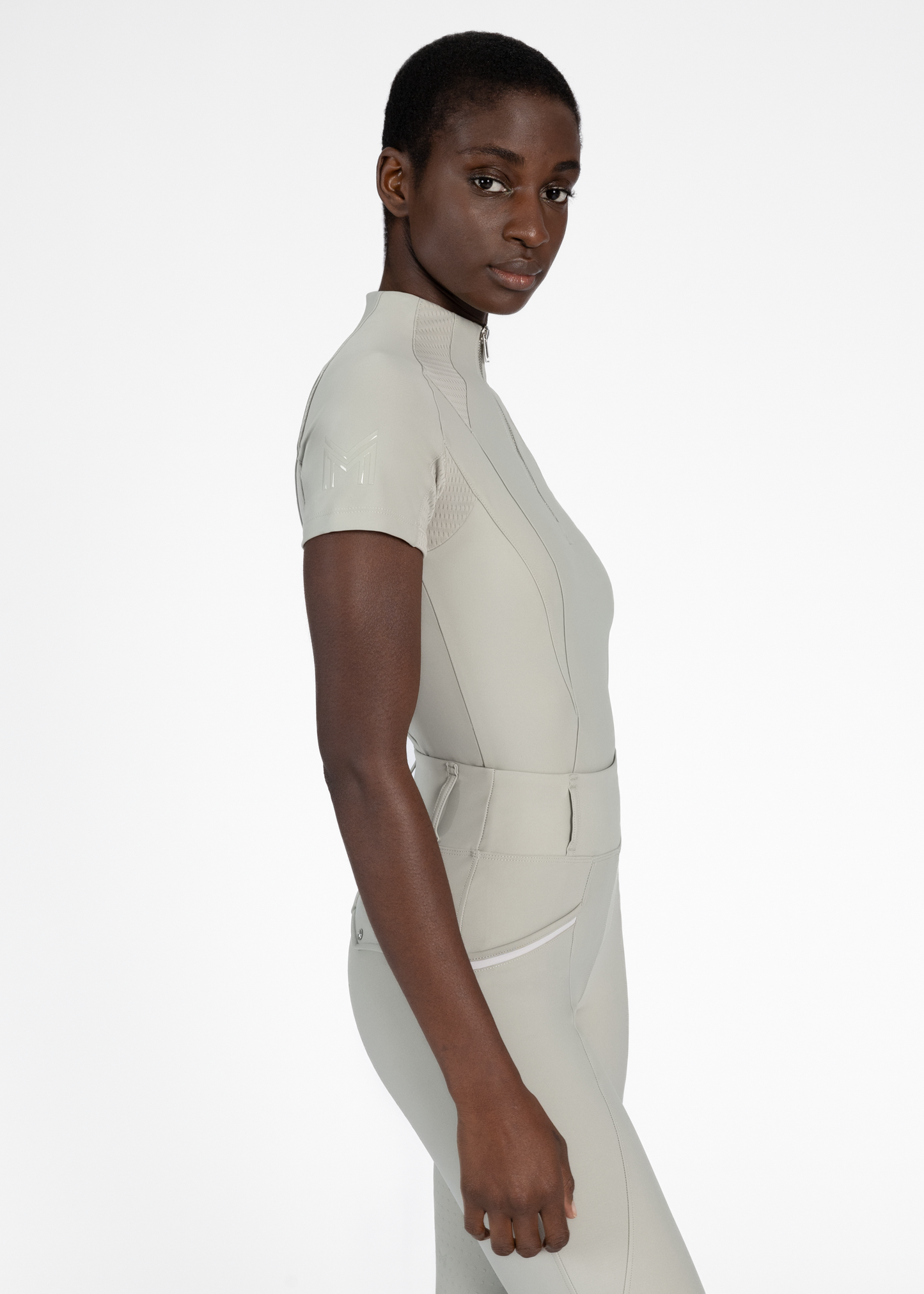 Base Layer Frame Manga Corta Maximilian Laurel