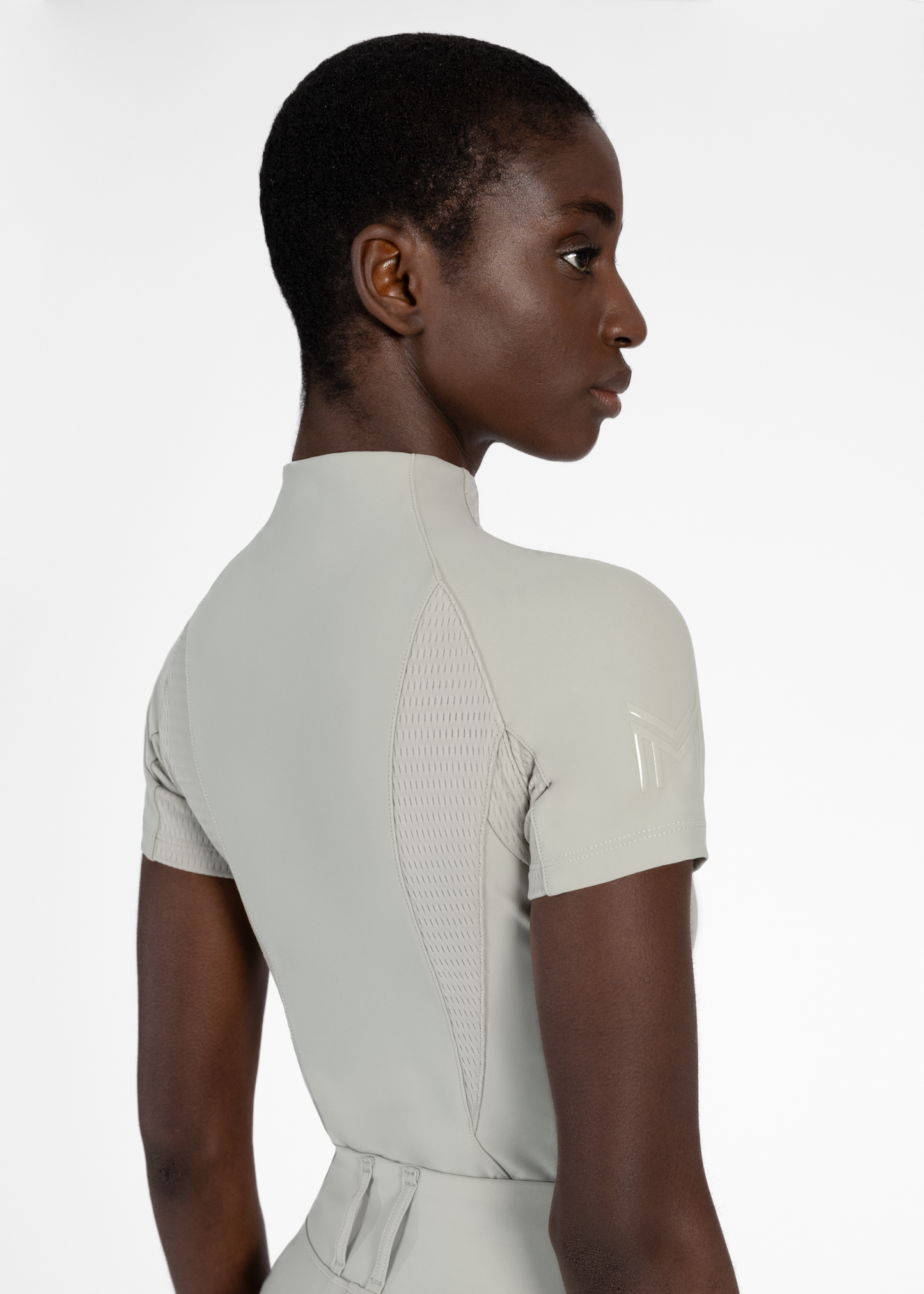 Base Layer Frame Manga Corta Maximilian Laurel