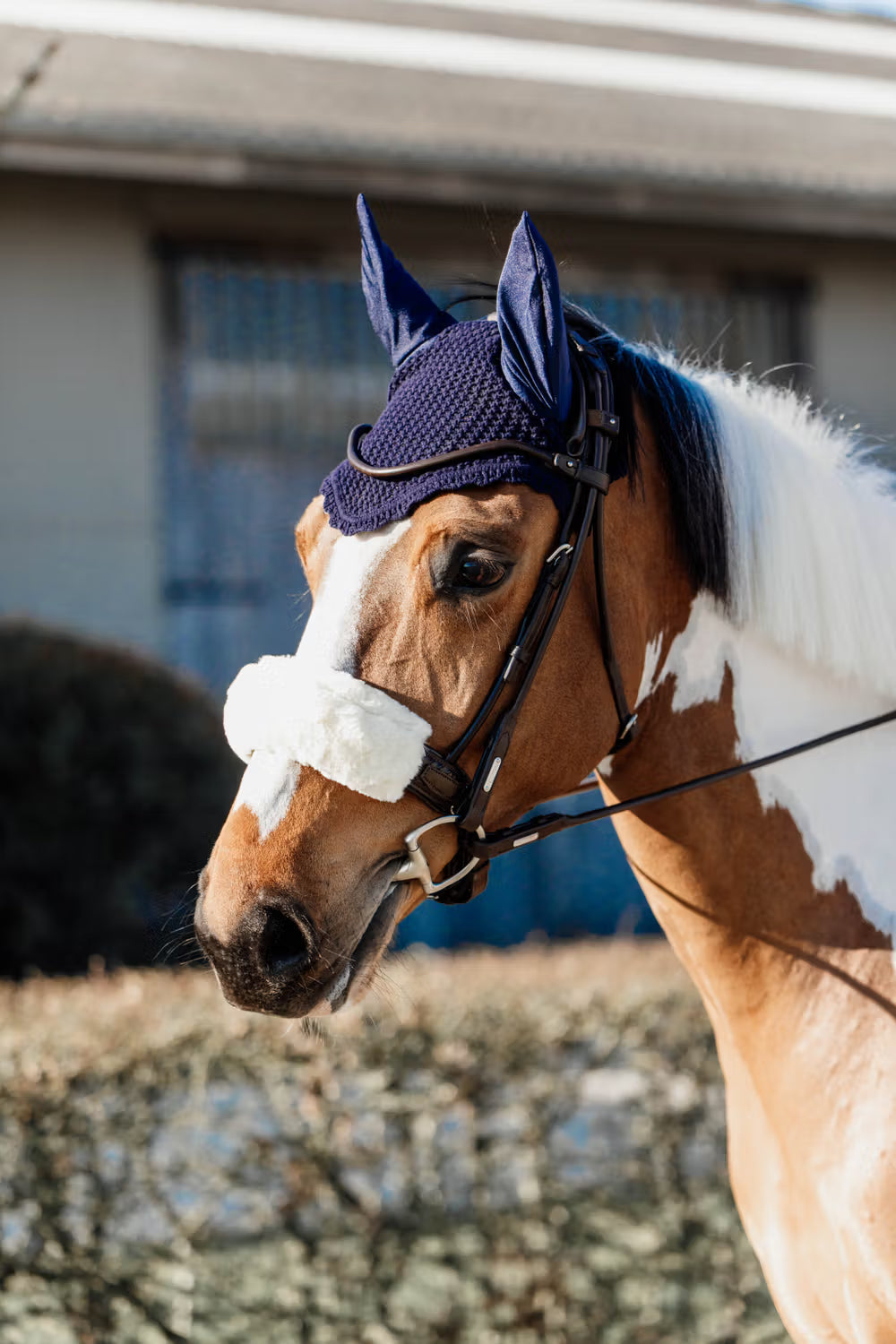 Ear Bonnets Kentucky Fly Veil detalle 4