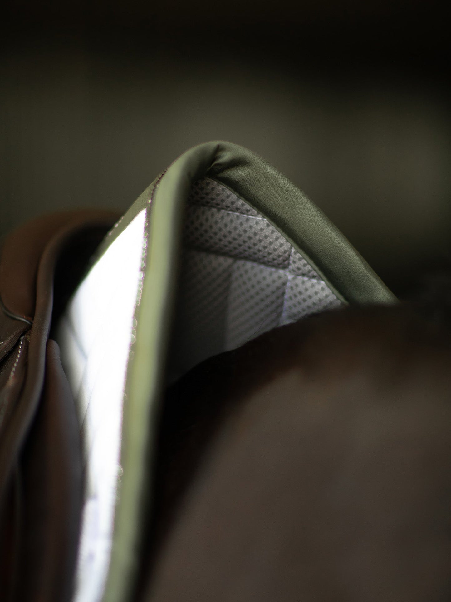 Jump Saddle Pad Modern Equestrian Stockholm Jump Saddle Pad Modern White detalle 6