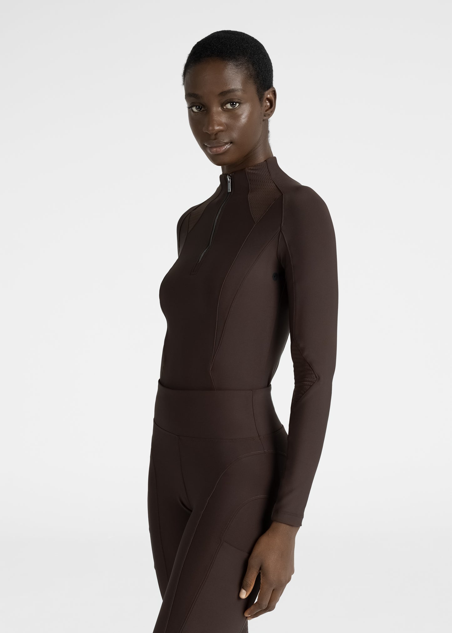 Base Layer Frame Manga Larga Maximilian Chocolate