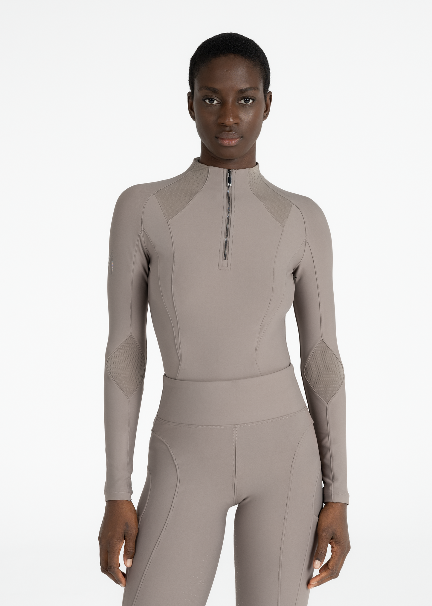 Base Layer Frame Manga Larga Maximilian Taupe