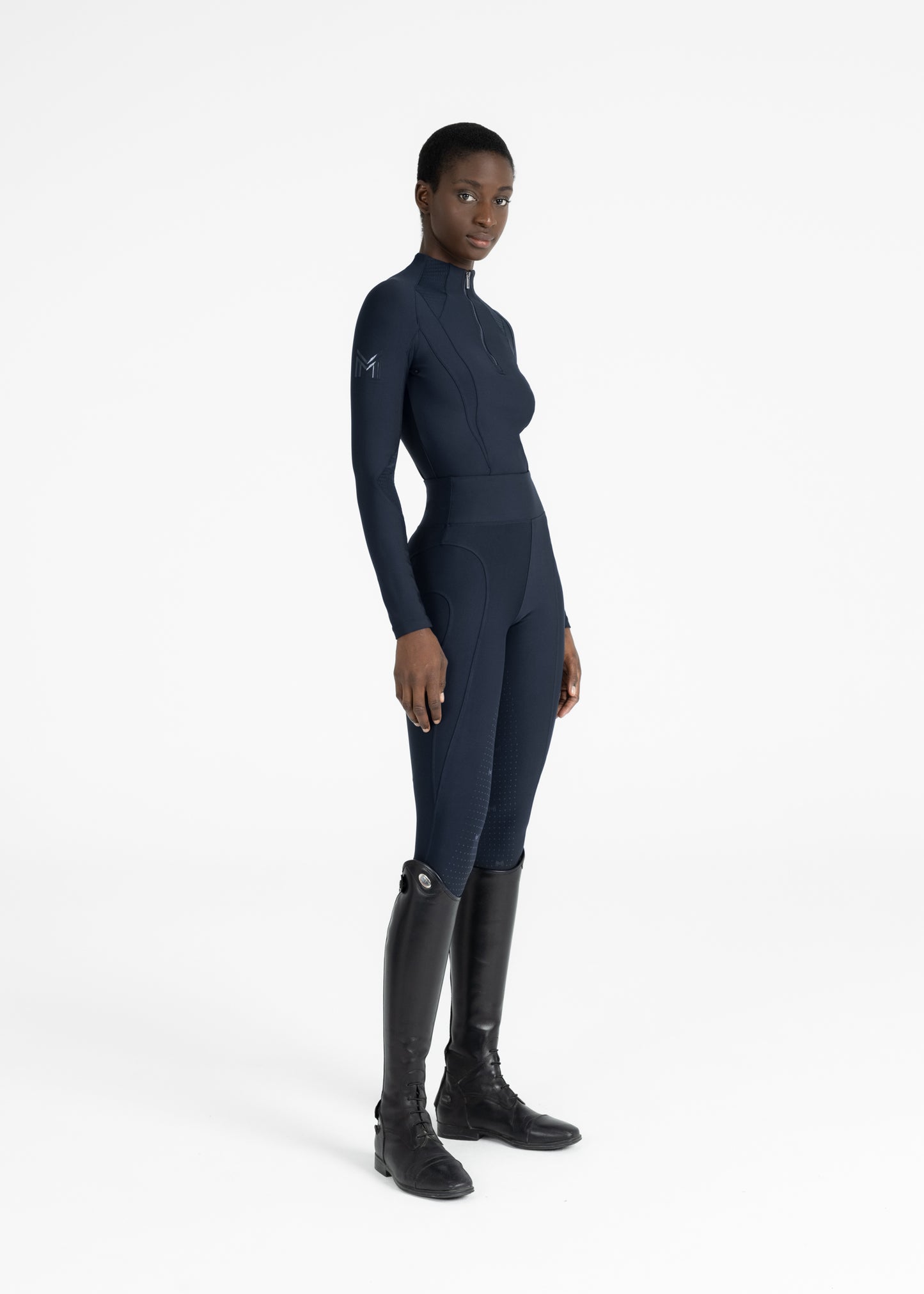 Base Layer Frame Manga Larga Maximilian Atlantic