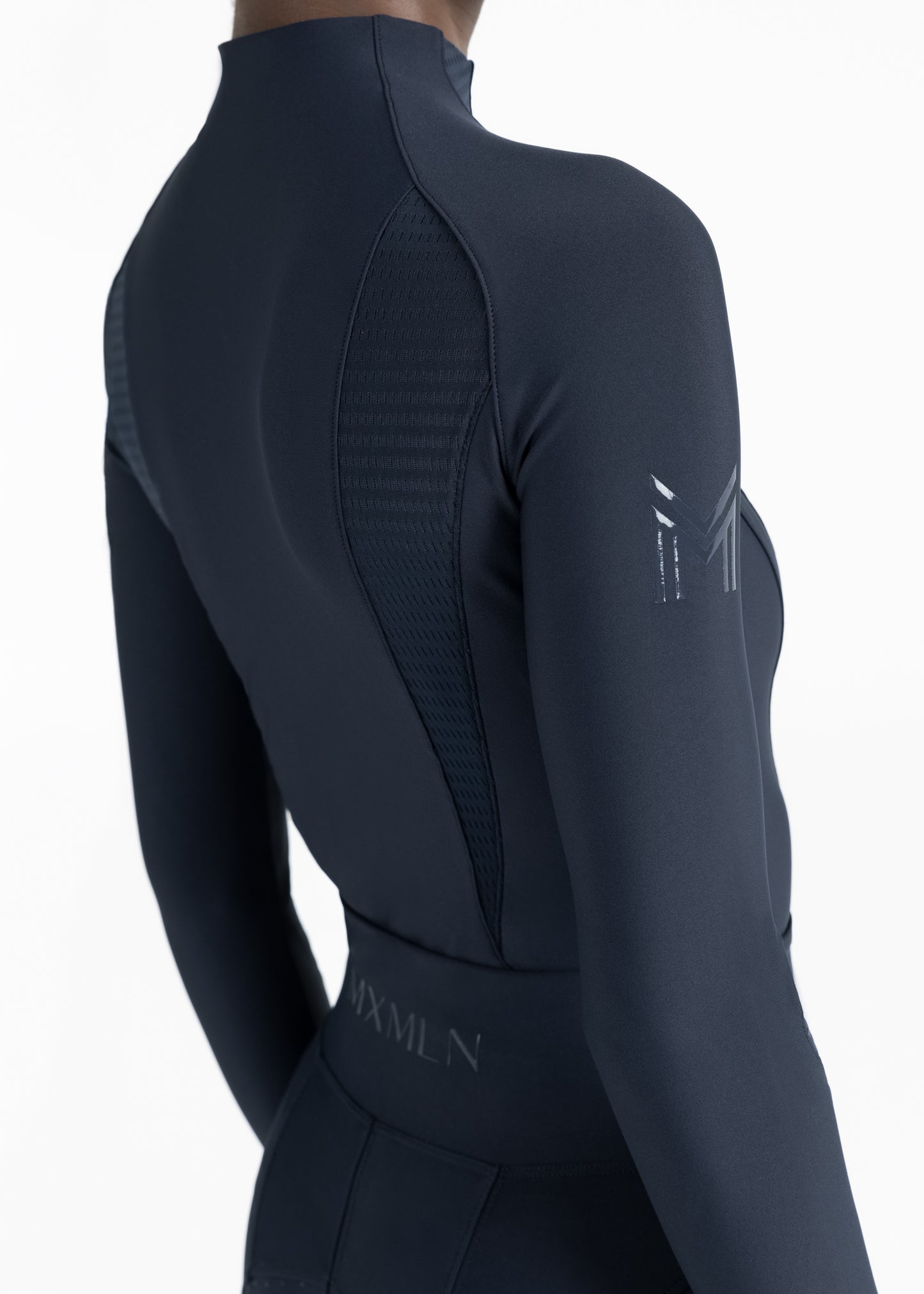 Base Layer Frame Manga Larga Maximilian Atlantic