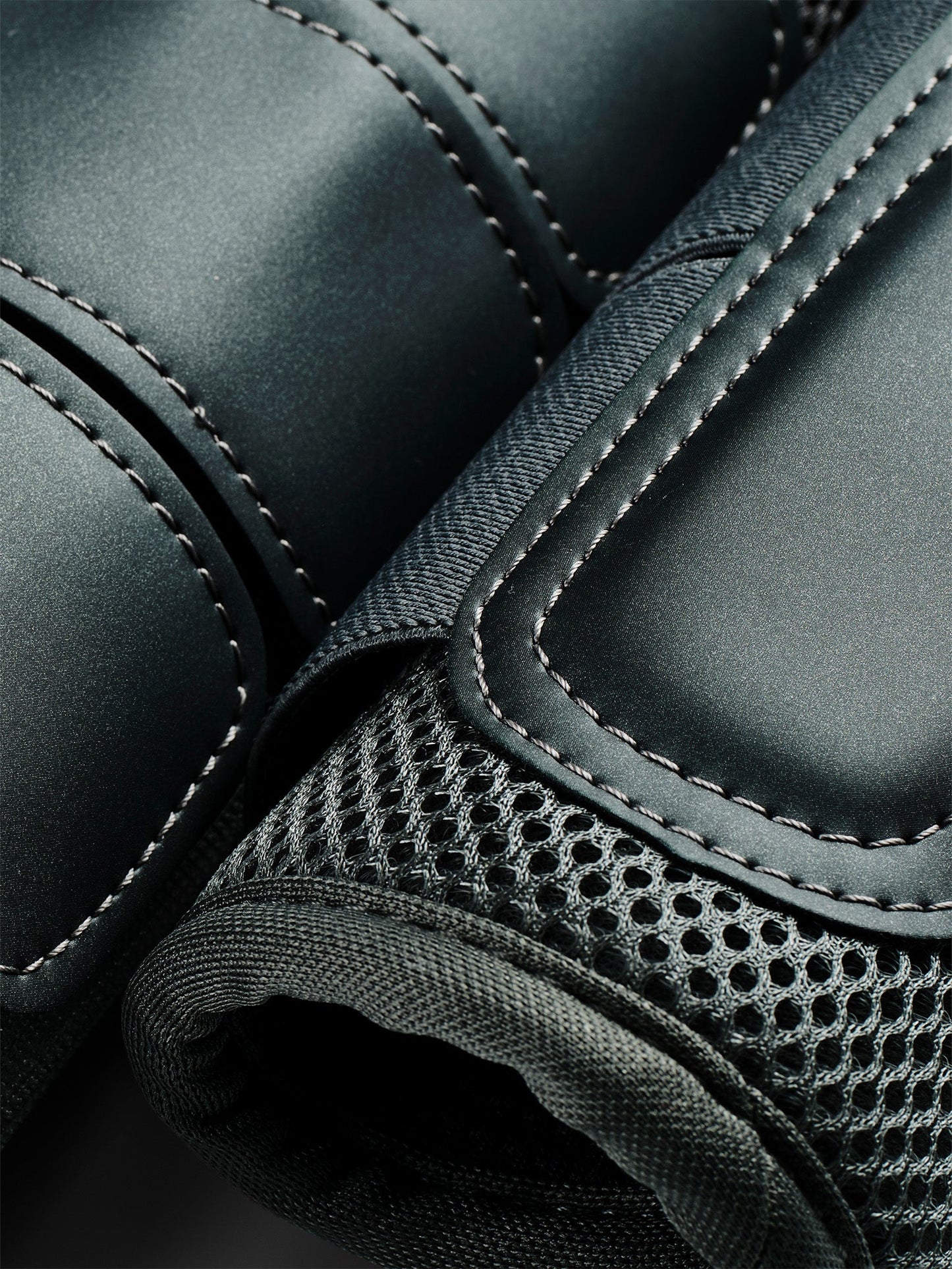 Calzado ecuestre Equestrian Stockholm Dressage Saddle Pad + Mesh Brushing detalle 3
