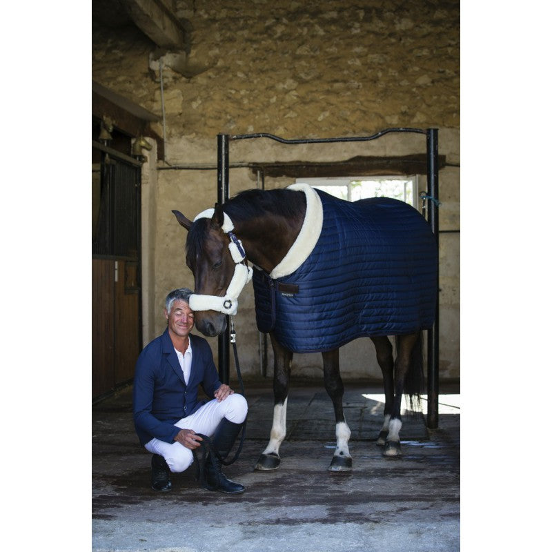 Manta para caballo Equi-Theme Teddy Stable Rug Lined with Synthetic Sheepskin detalle 10