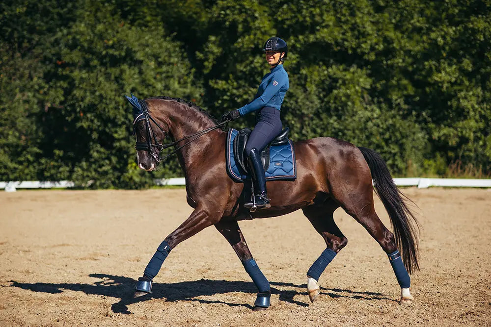 Mantilla de Doma Monaco Blue Equestrian Stockholm-Rincón del Valle
