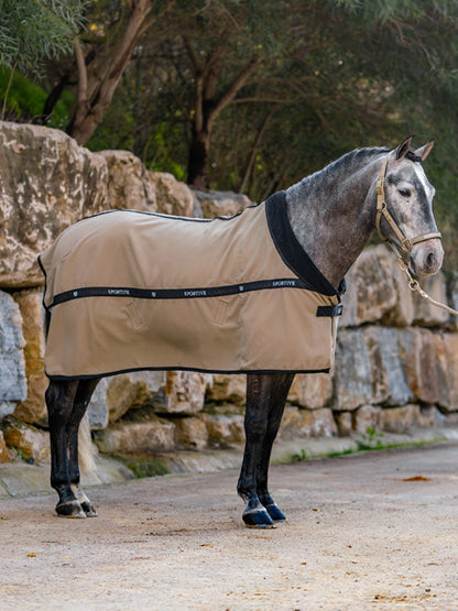 Manta para caballo Equestrian Stockholm Fleece Blanket Performance Chantelle detalle 3