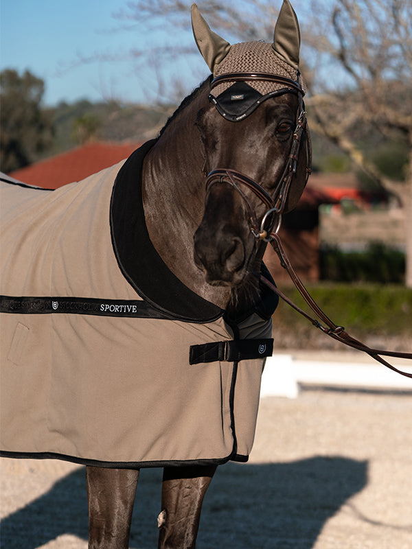Manta para caballo Equestrian Stockholm Fleece Blanket Performance Chantelle detalle 2