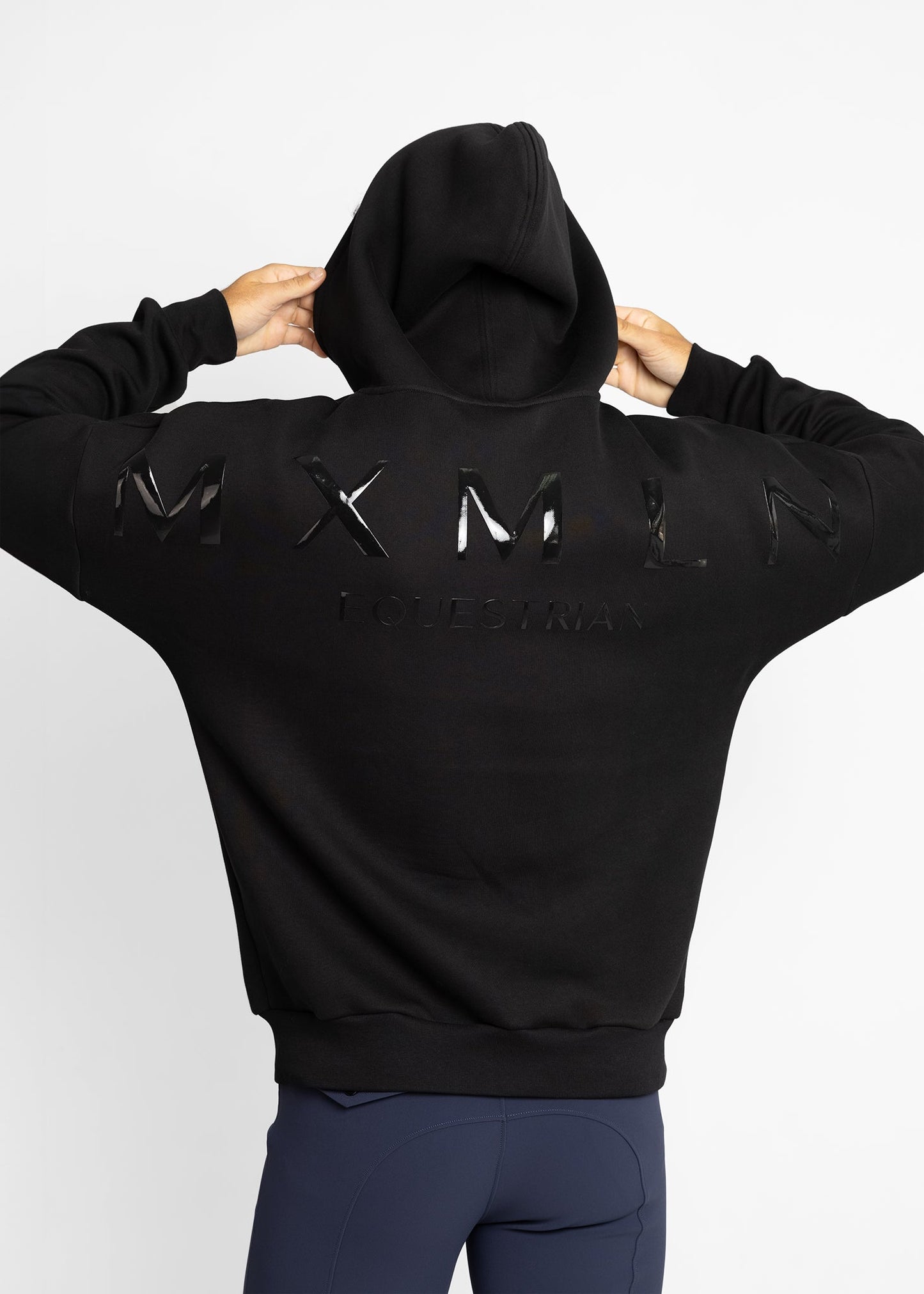 Producto ecuestre Maximilian Equestrian Icon Oversized Hoodie (Black) detalle 10