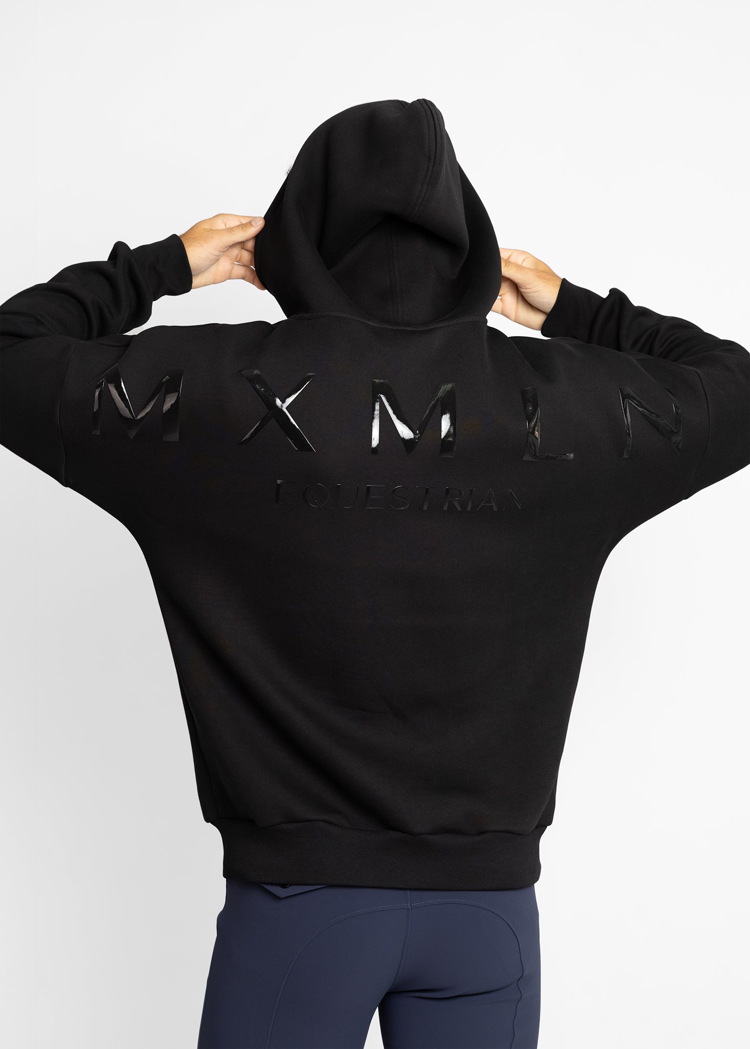 Producto ecuestre Maximilian Equestrian Icon Oversized Hoodie (Black) detalle 10