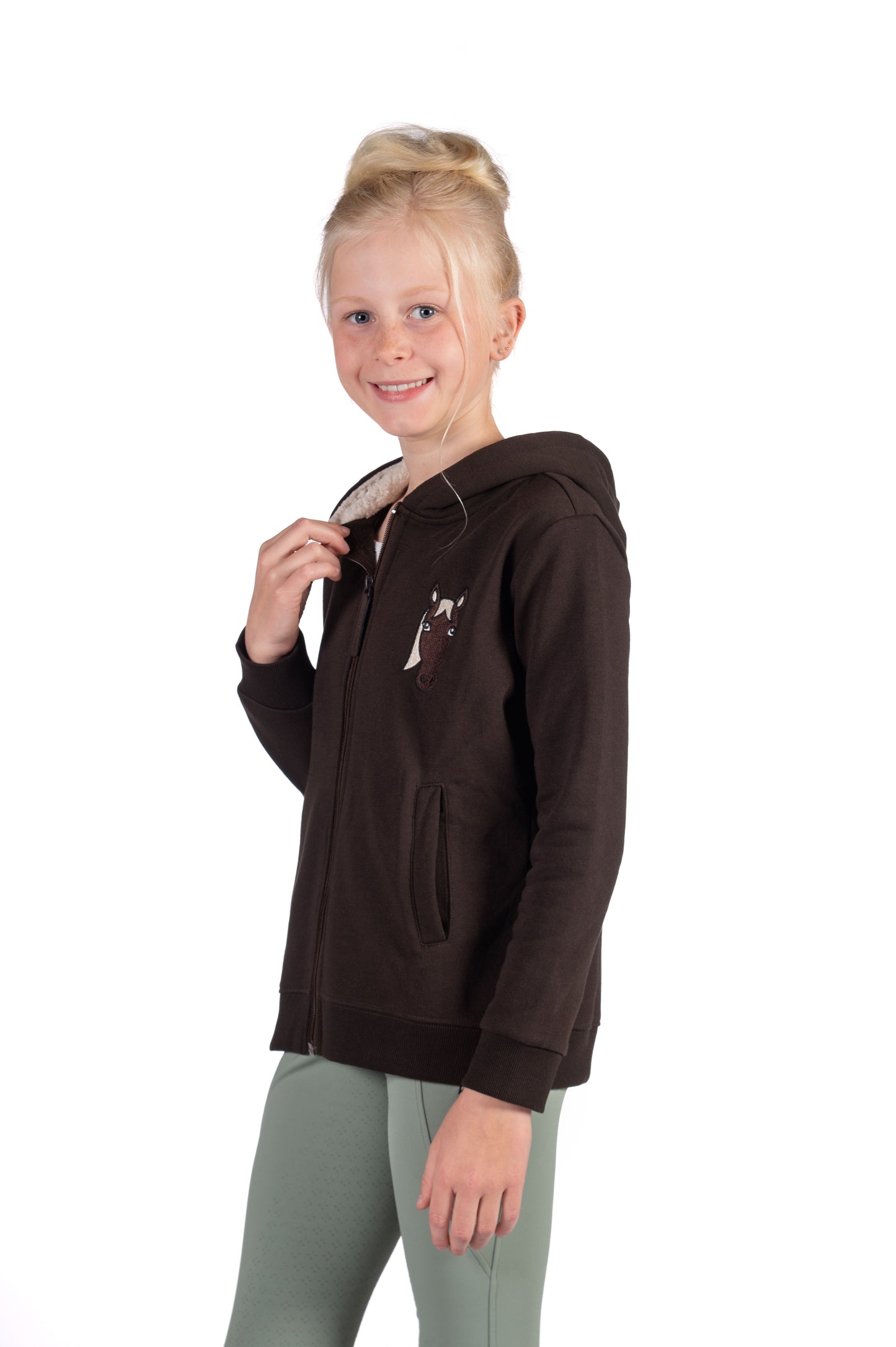 Chaqueta Mia – Abrigo y comodidad HKM