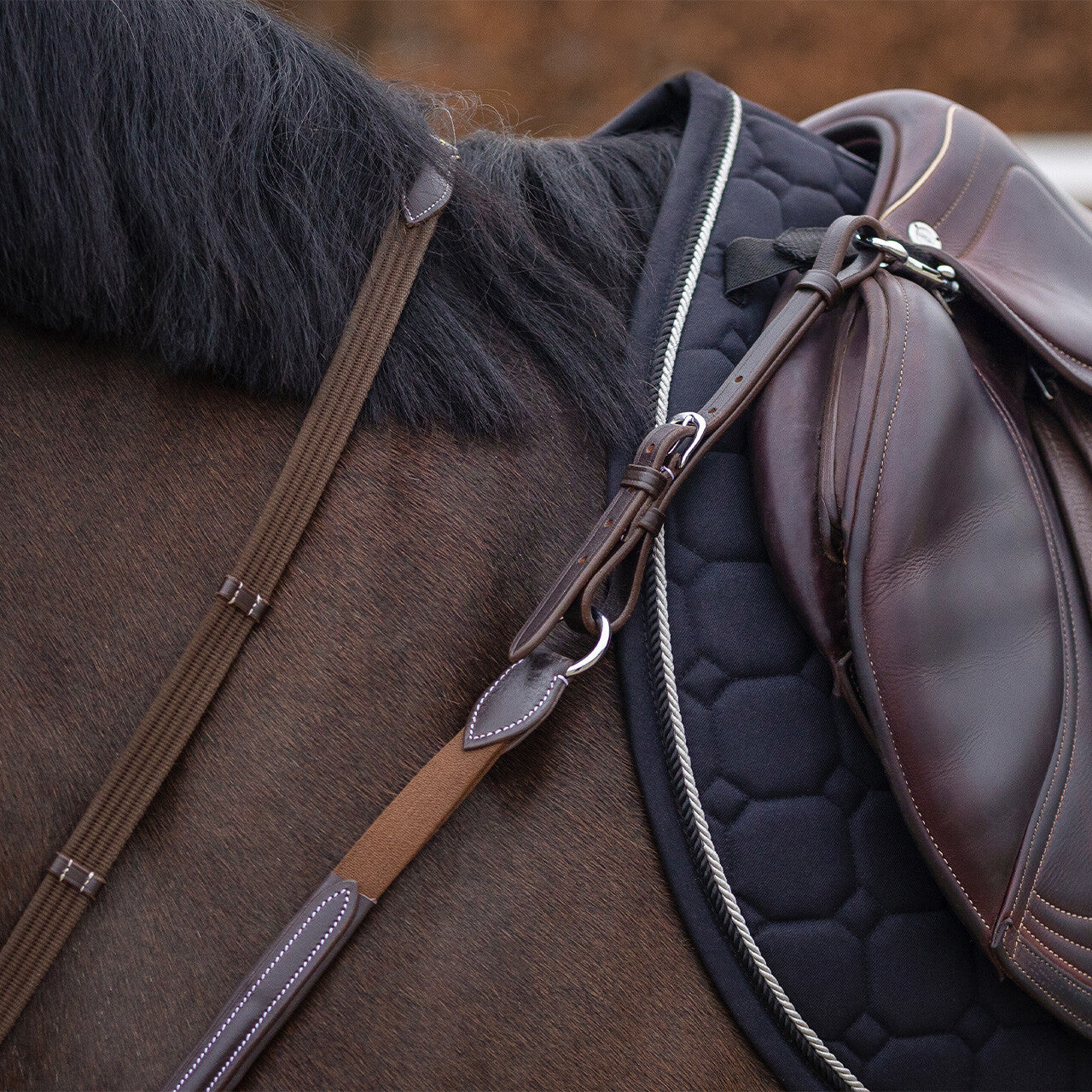 Pechopetral pechopetral luxury stitching QHP para equitación - vista 7