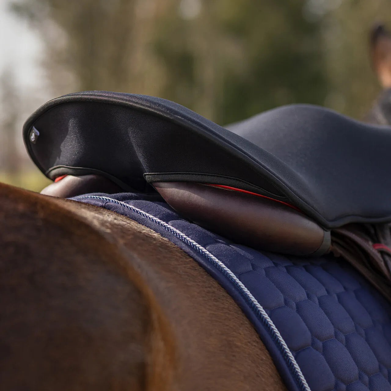 Mantillas silla seat cover memory espuma QHP para equitación - vista 6
