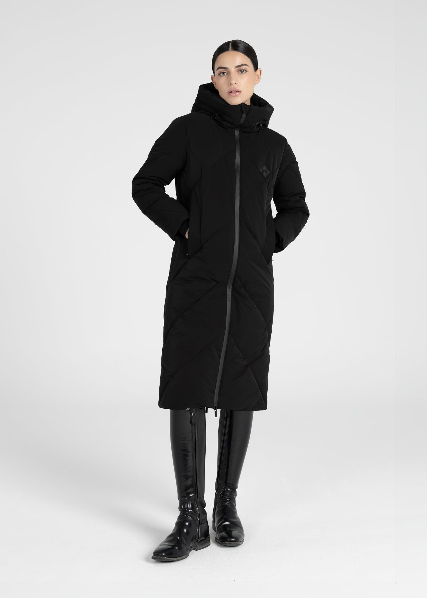 Camiseta técnica Maximilian Equestrian Global Puffer Jacket (Black) vista principal