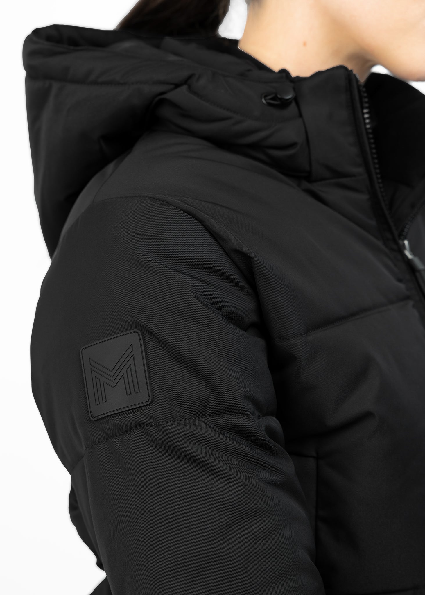 Camiseta técnica Maximilian Equestrian Stereo Puffer Jacket (Black) detalle 10