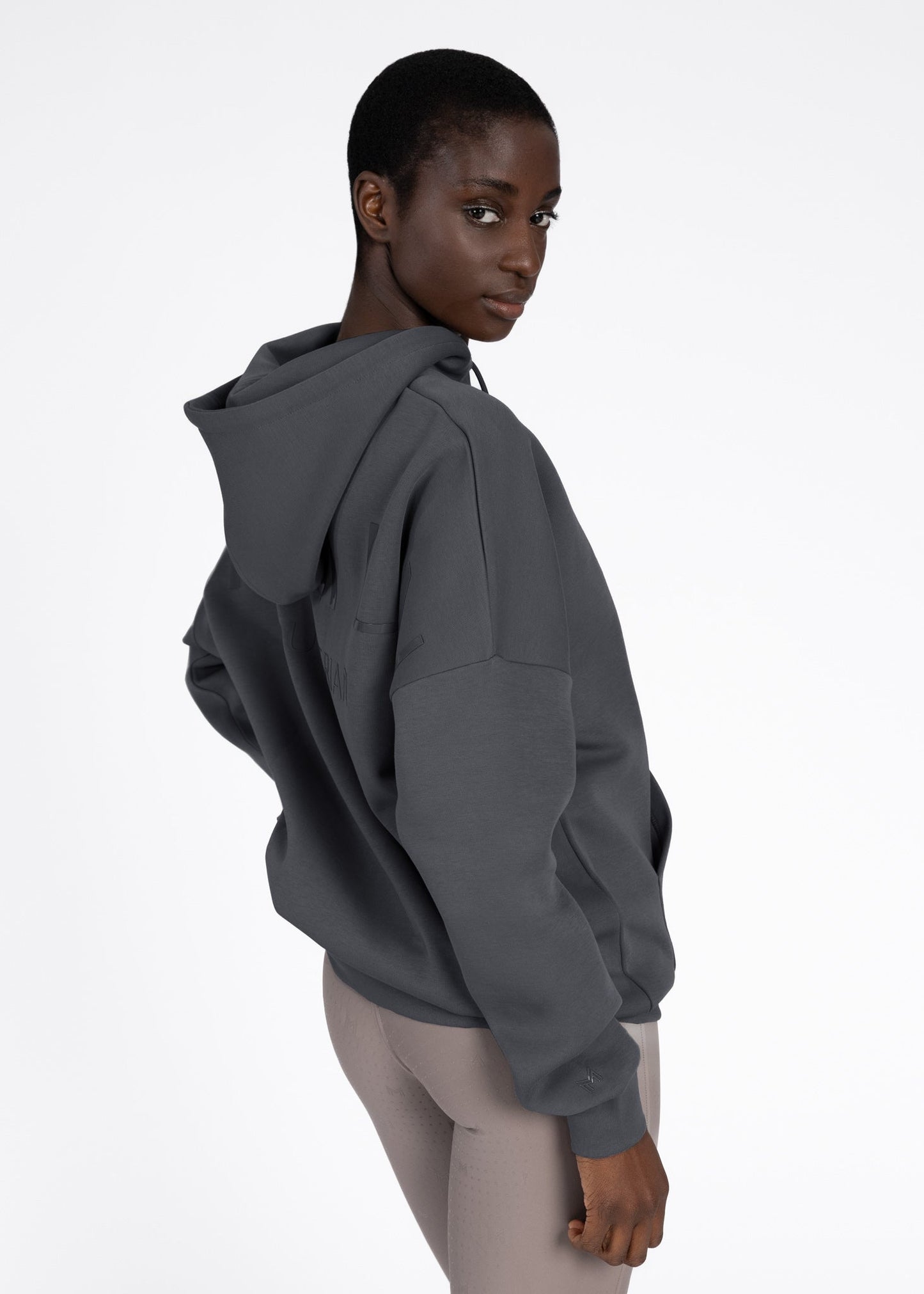 Producto ecuestre Maximilian Equestrian Women Icon Oversized Hoodie (Graphite) detalle 3