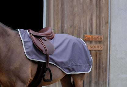 Manta Riñonera EQUITHÈME TYREX 1200D para equitación