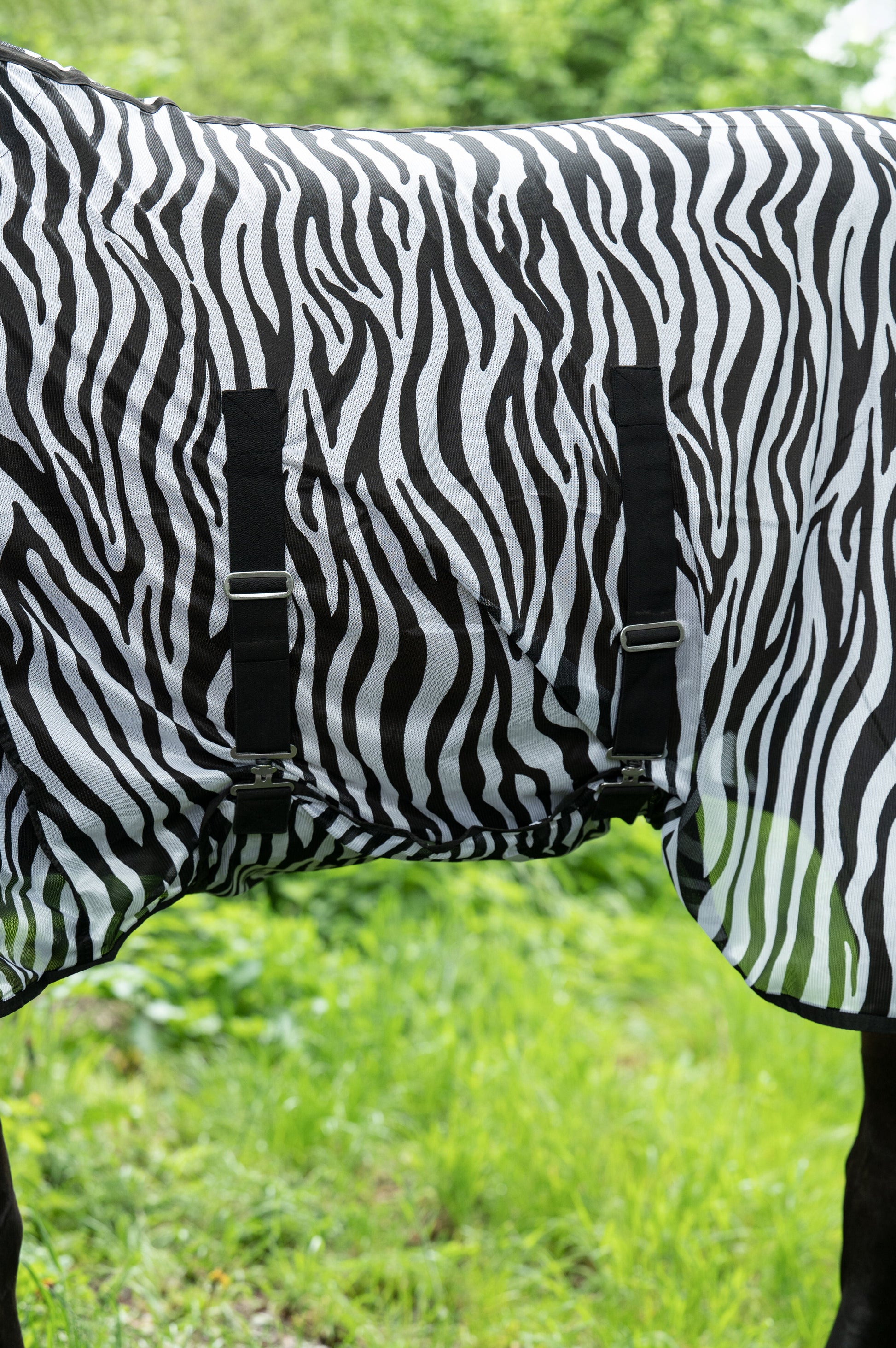 Manta para caballo HKM Fly Rug Zebra with Neck detalle 4