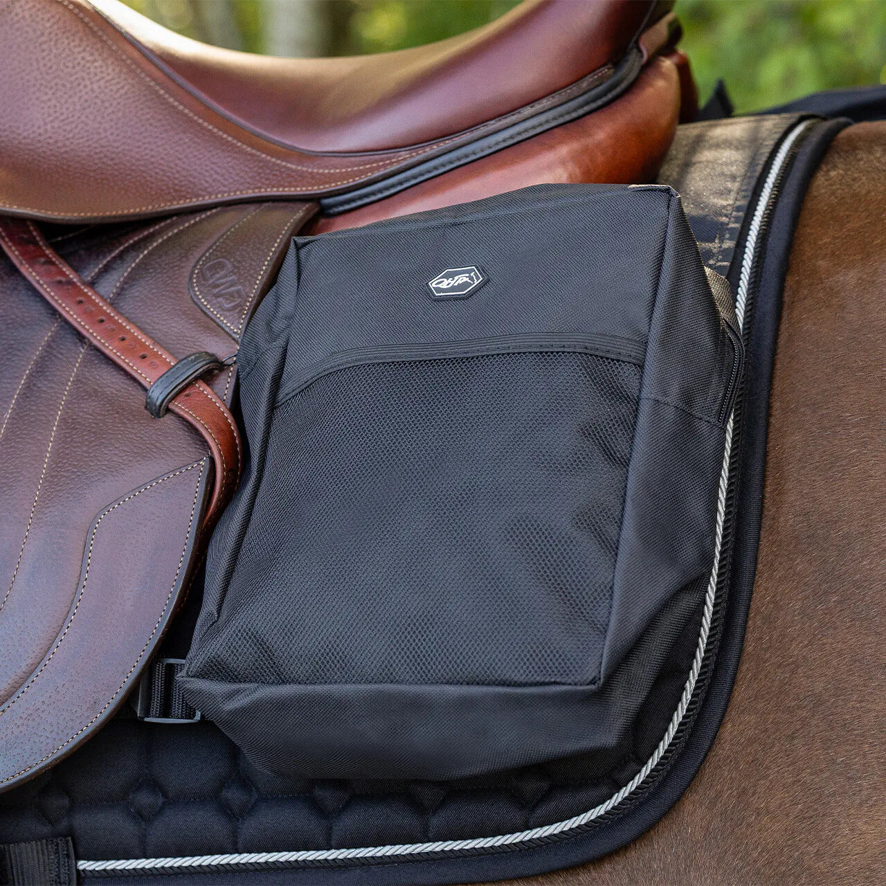 Saddle bag QHP para equitación - vista 2