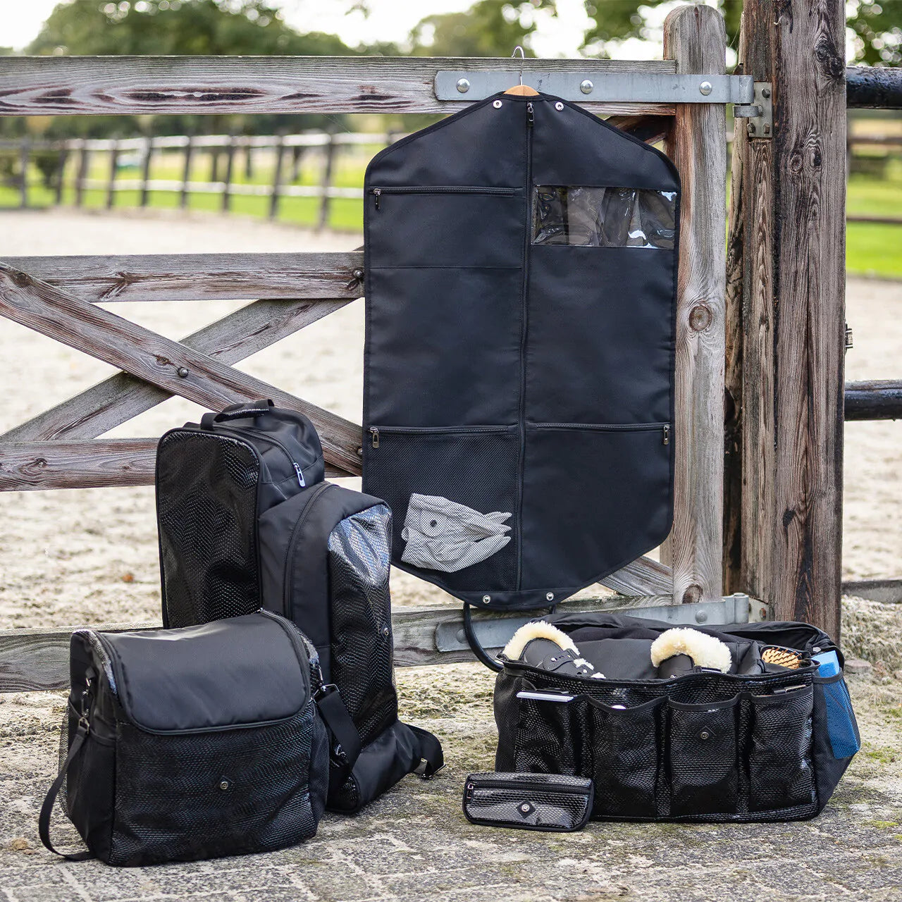 Accesorio ecuestre Bolsas de cuadra Stable storage box Croco QHP para equitación - vista 10
