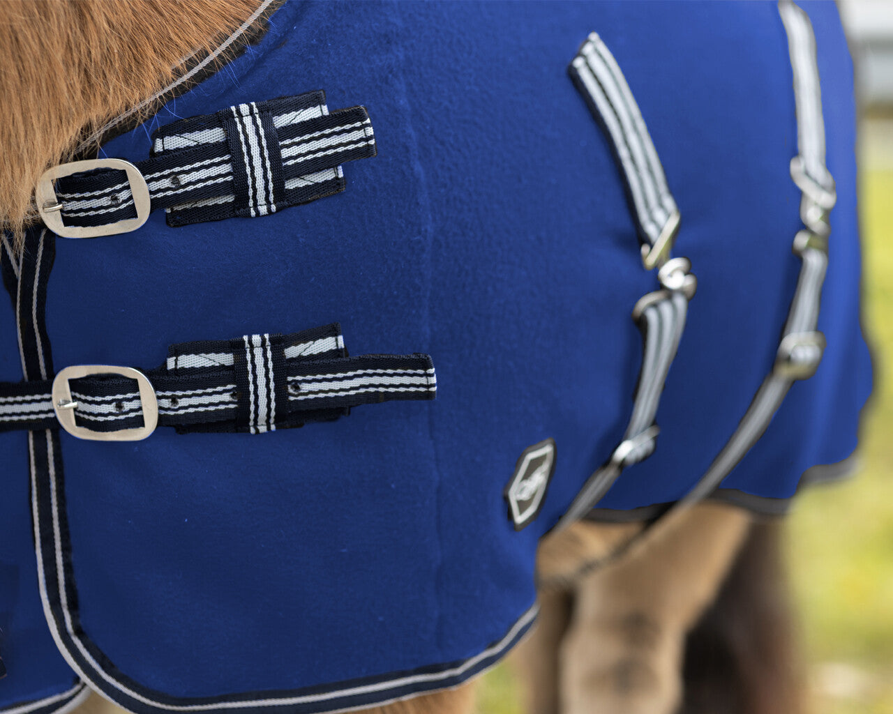 Mantas exteriores Forro polar rug Shetland con correas cruzadas QHP para equitación - vista 17