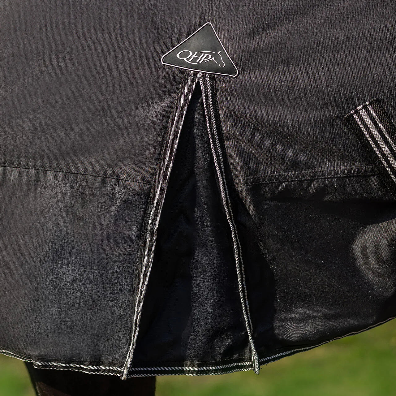 Mantas exteriores Turnout rug Big neck 150gr QHP para equitación - vista 2