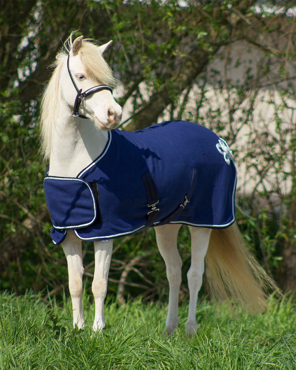 Manta caballo forro polar rug con ornament falabella QHP