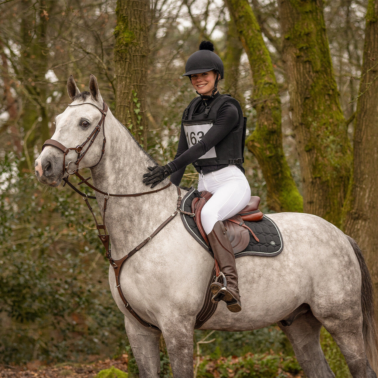 Body protector cover Glitter QHP para equitación - vista 3