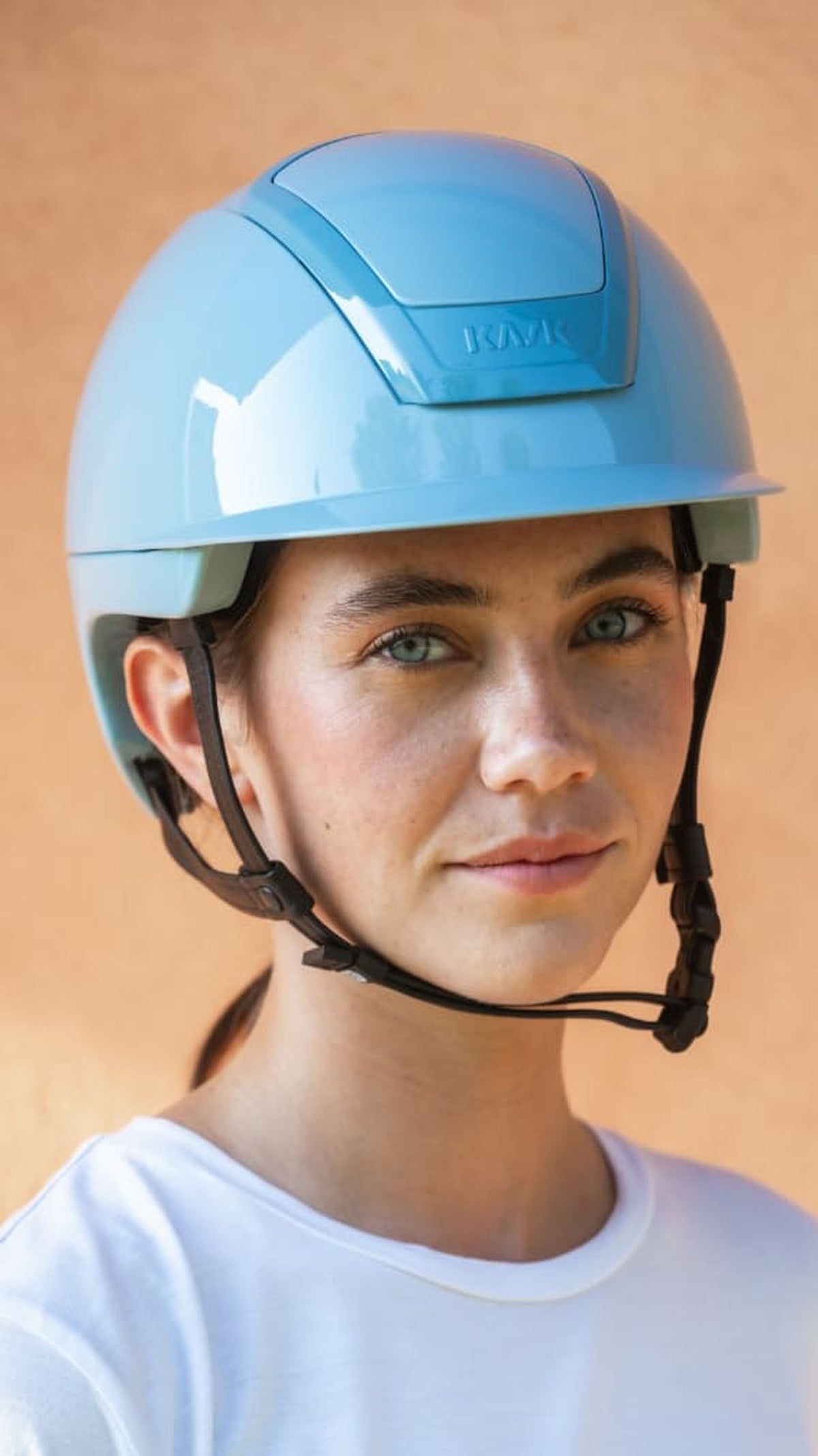 Casco KASK Nemesi Soft Blue · puesto, vista frontal