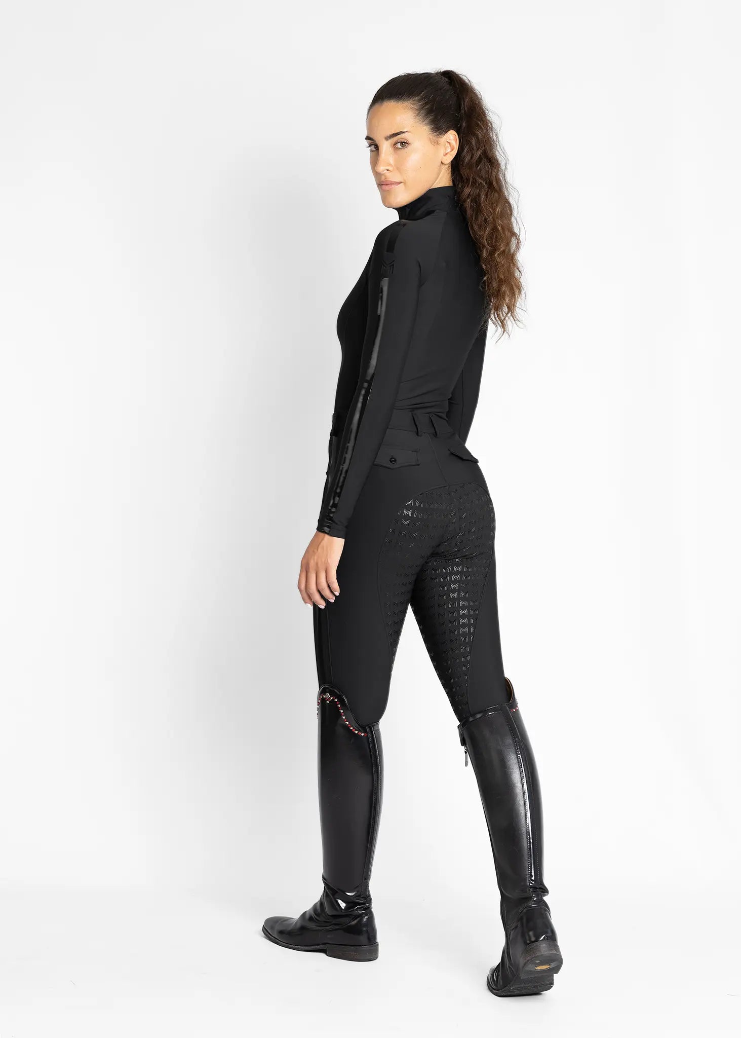 Base Layer Maximilian