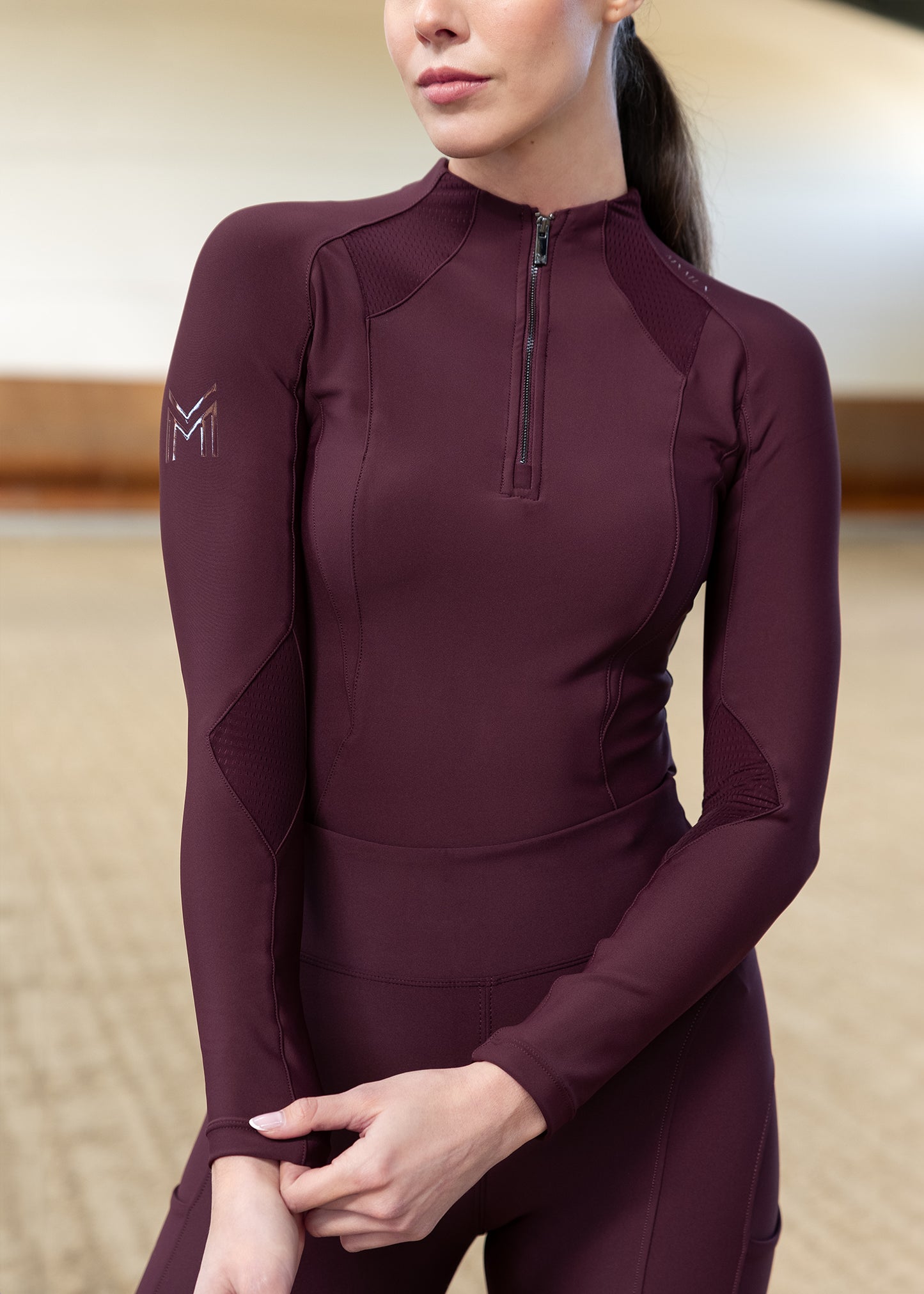 Base Layer Frame Manga Larga Maximilian Burgundy
