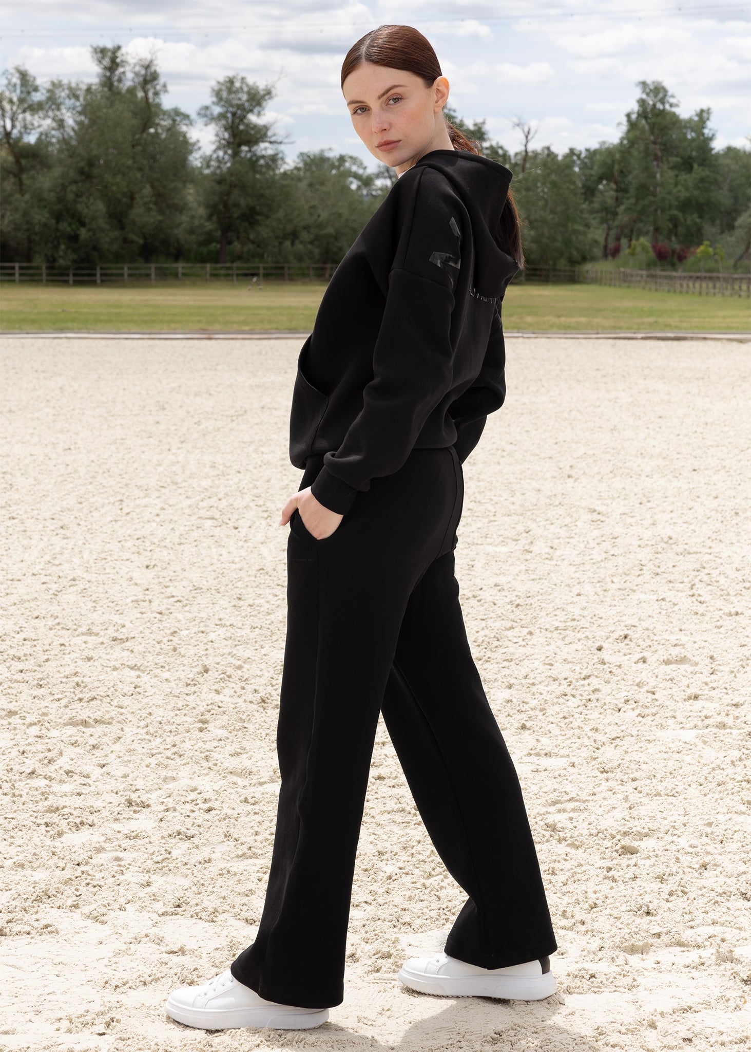 Producto ecuestre Maximilian Equestrian Icon Sweatpants (Black) detalle 4