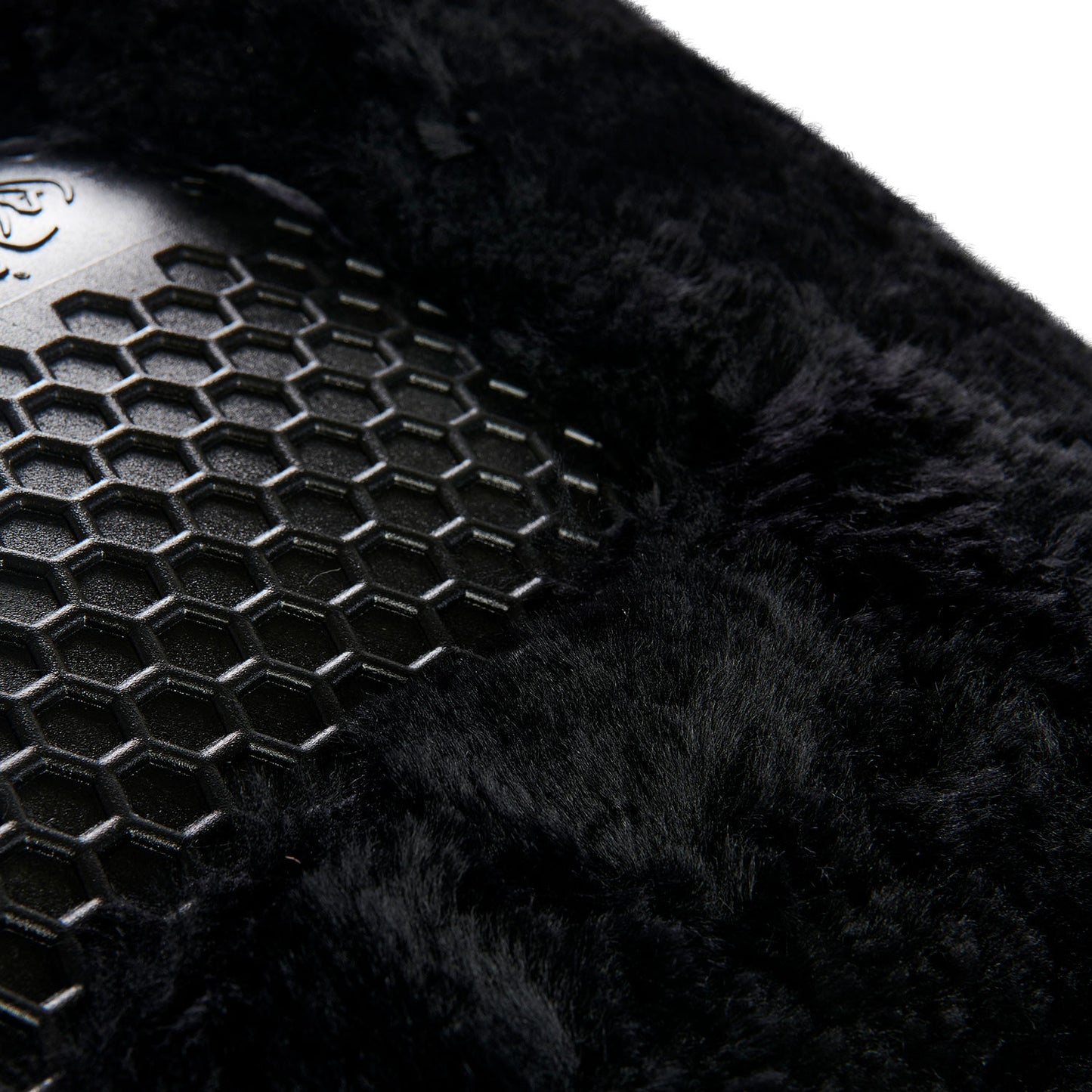 Compensador MF-S WFS con gamuza de oveja posterior, gel hexagonal, alza delantera Acavallo - Negro