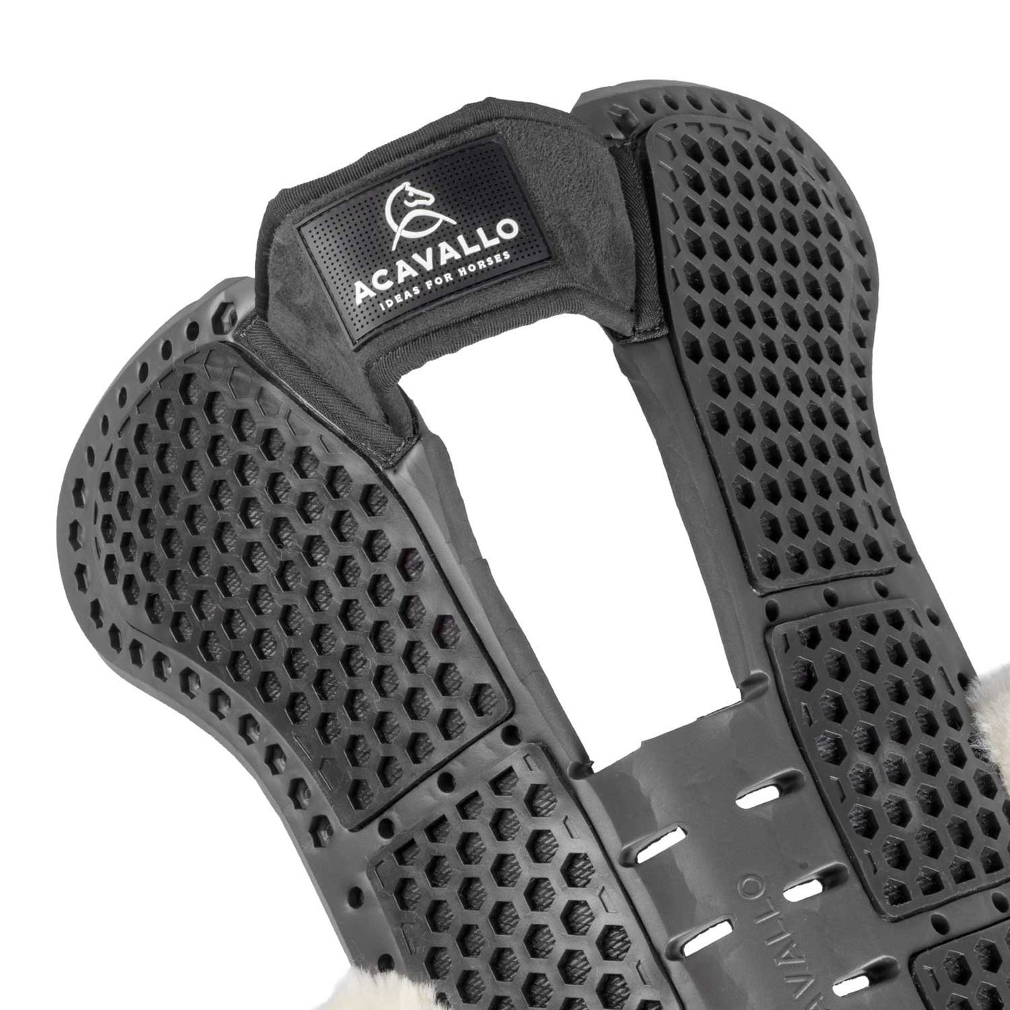 Compensador Pluma EVA withers free Aero Balance gel pad cut out flat con borreguillo Acavallo - Negro