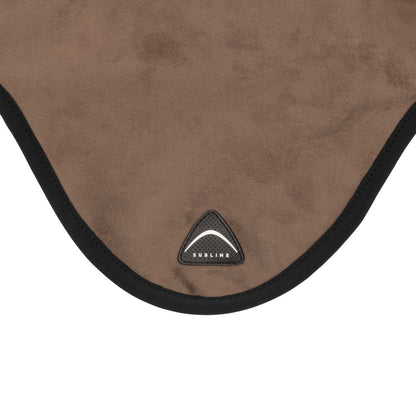 Gorro Sublime en Louvre con parche logotipado en silicona Acavallo - Terra