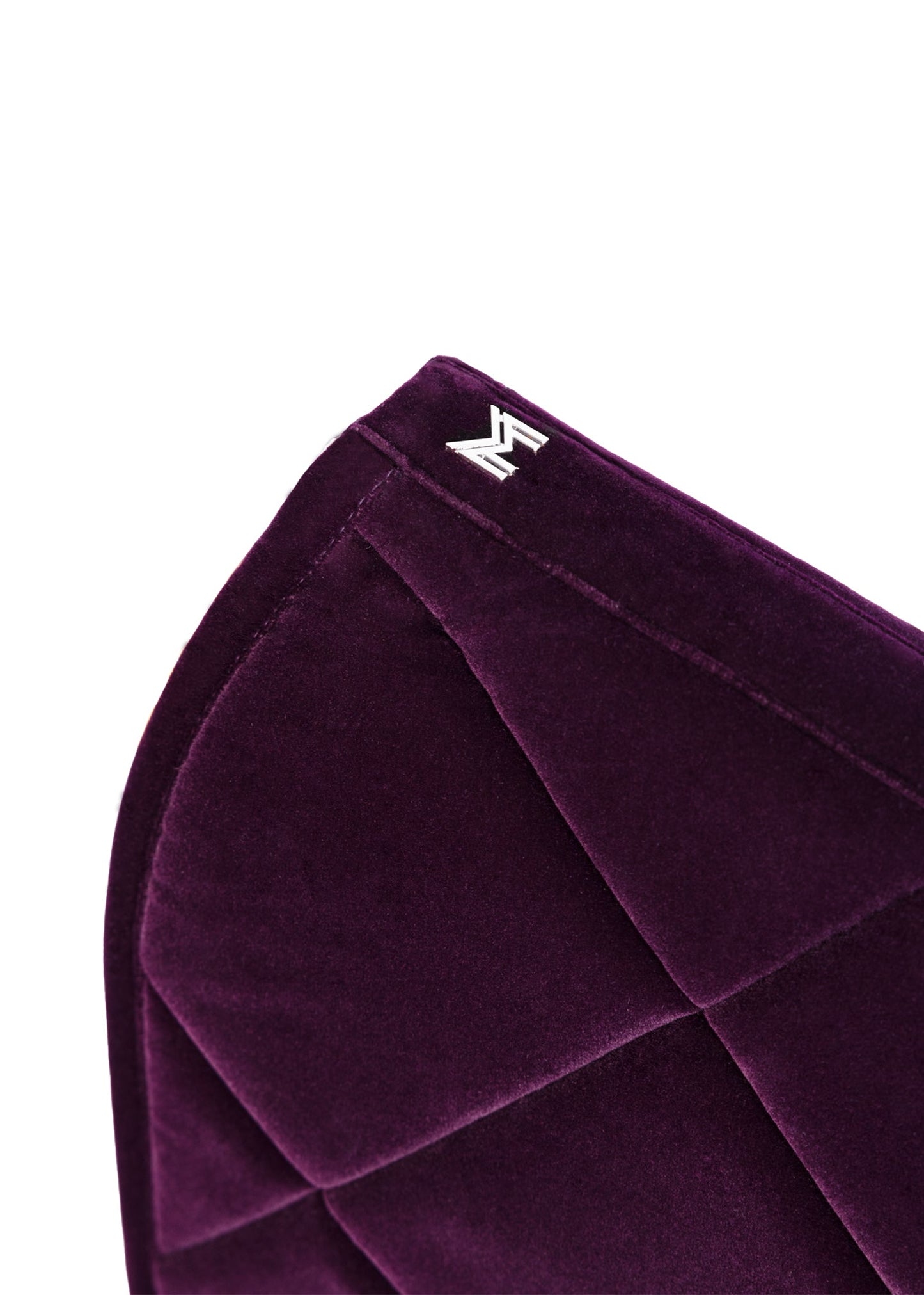 Producto ecuestre Maximilian Equestrian Velvet Jumping Saddle Pad (Amethyst) detalle 7