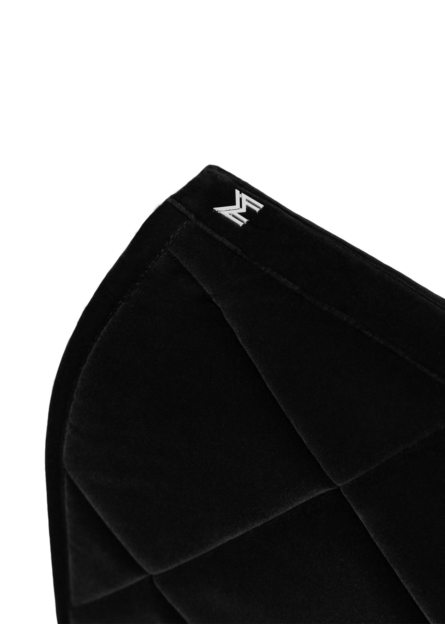 Producto ecuestre Maximilian Equestrian Velvet Jumping Saddle Pad (Black) detalle 7