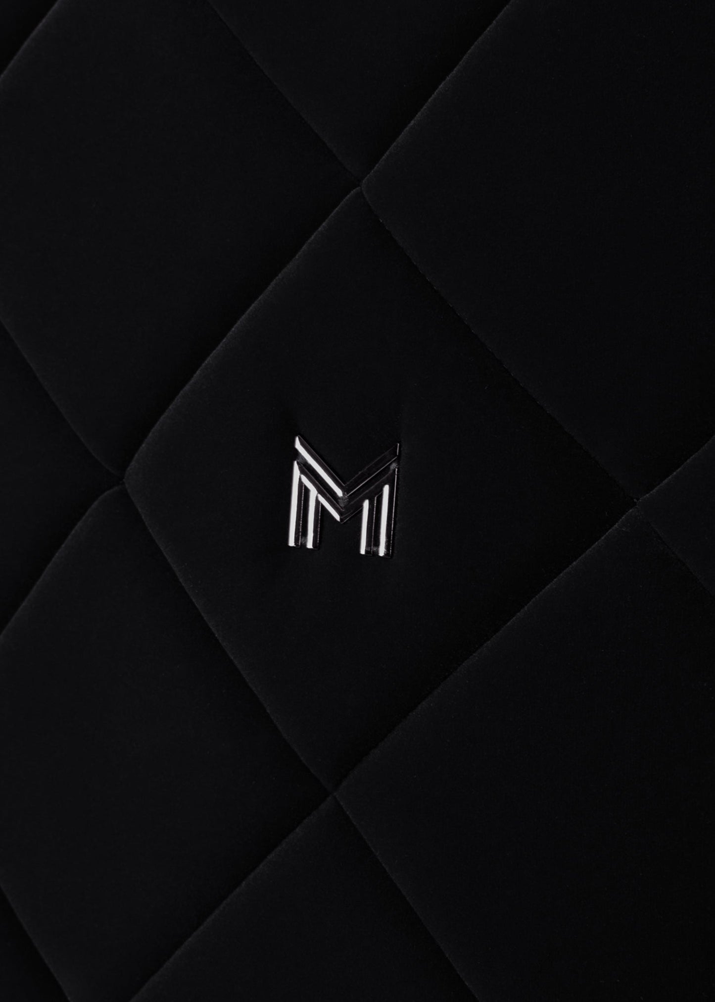Producto ecuestre Maximilian Equestrian Velvet Jumping Saddle Pad (Black) detalle 5