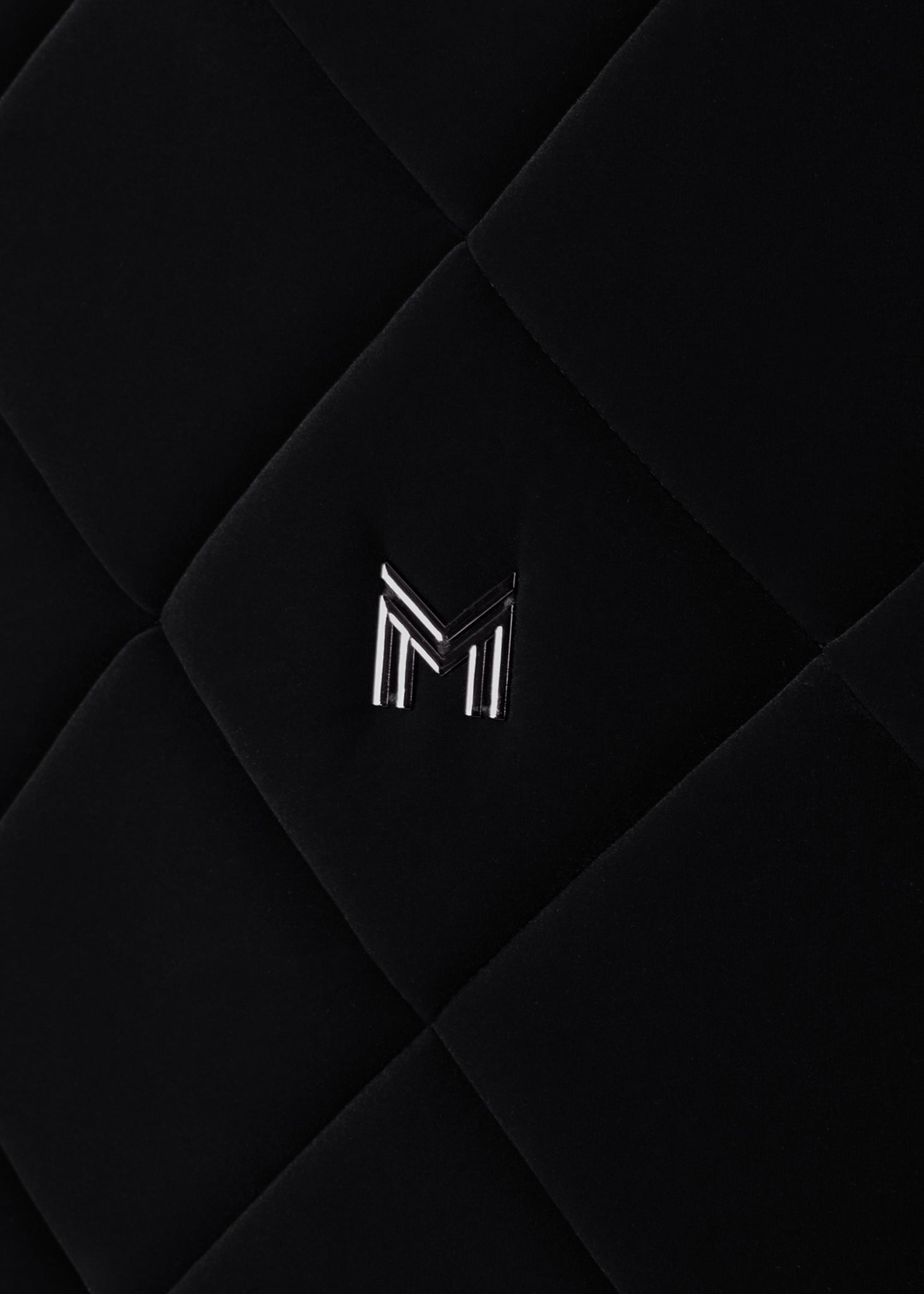 Producto ecuestre Maximilian Equestrian Velvet Jumping Saddle Pad (Black) detalle 5