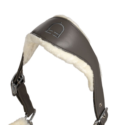 Cabezada de polipropileno con acolchado de borreguillo sintético Equestro - Gris