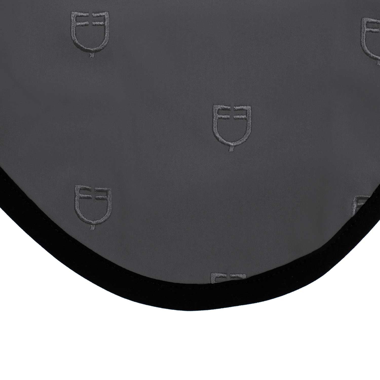 Gorro Multilogo de tejido técnico Black Line Edition Equestro - Asphalt