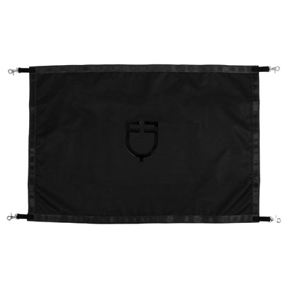 Puerta de parque con logo de silicona Equestro