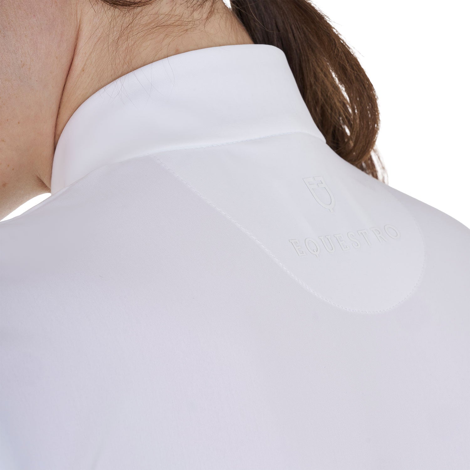 Polo de entrenamiento para mujer slim fit con cremallera y perlas en el cuello Equestro - Blanco