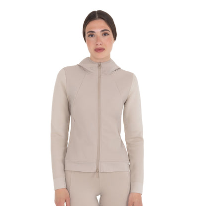 Sudadera técnica de mujer con capucha e insertos de micromalla Equestro - Oxford Tan