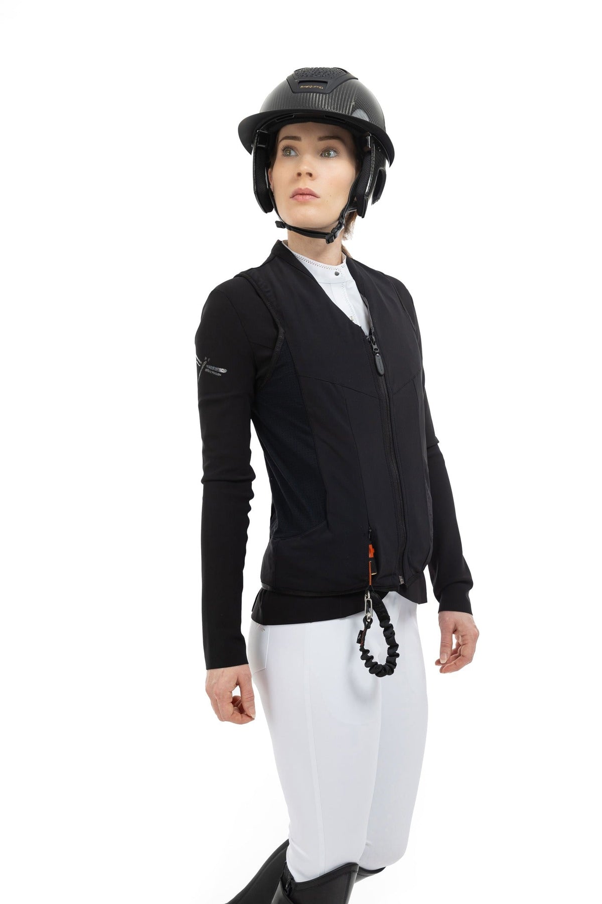 Chaleco airbag Freejump negro con cordon de disparo