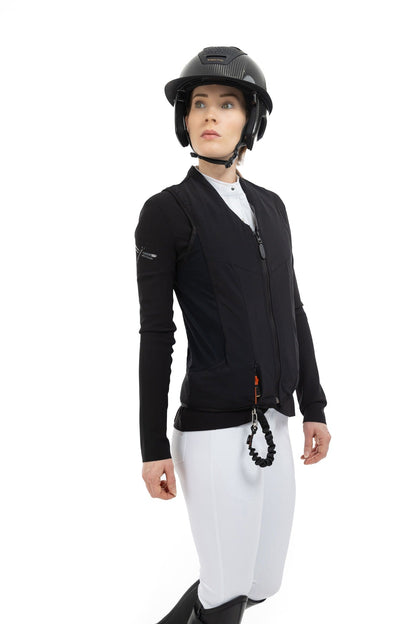 Chaleco airbag Freejump negro con cordon de disparo