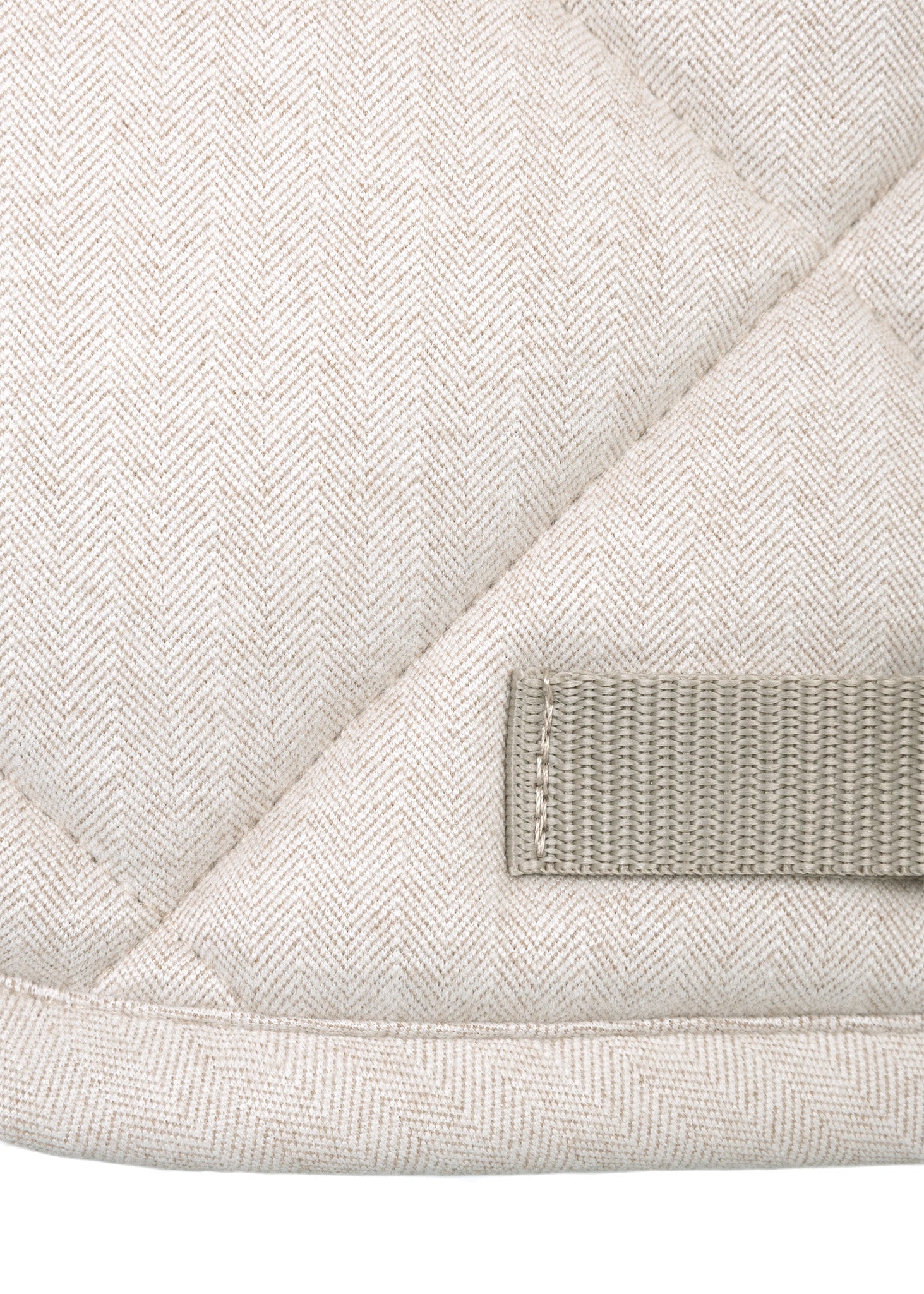 Producto ecuestre Maximilian Equestrian Herringbone Jumping Saddle Pad (Beige) detalle 3